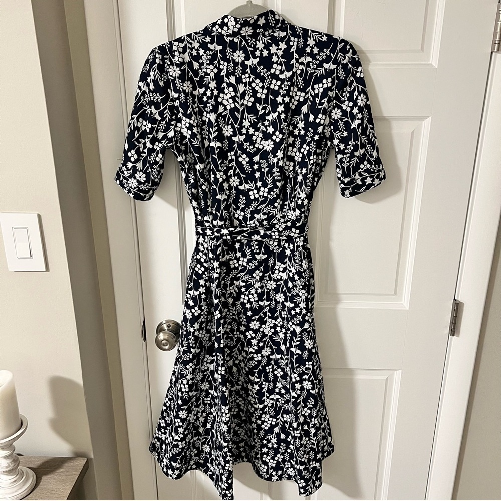 Calvin Klein Women’s  Floral Belted Shirtdress Navy/ White size 2 - Picture 5 of 6